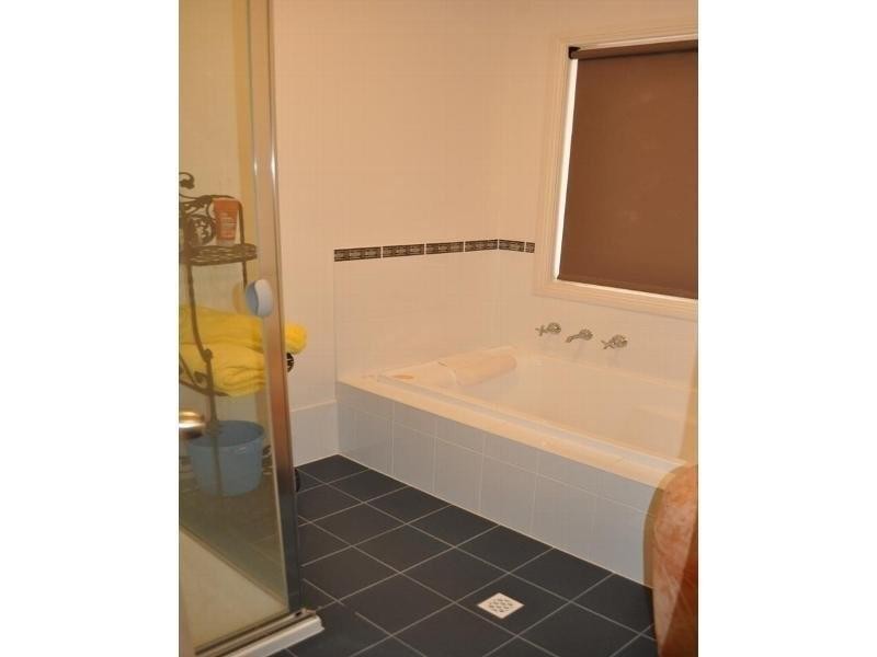 1 Jane Street, Stirling North SA 5710