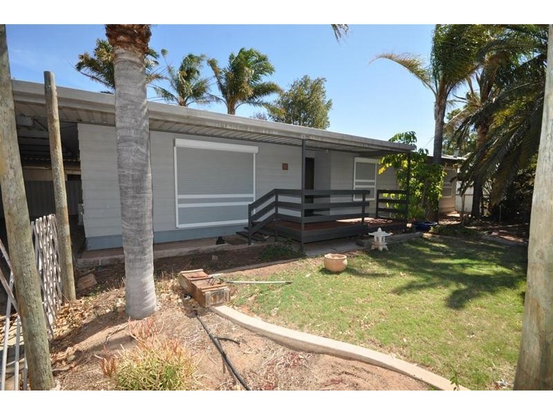 16 Nestor Street, Stirling North SA 5710