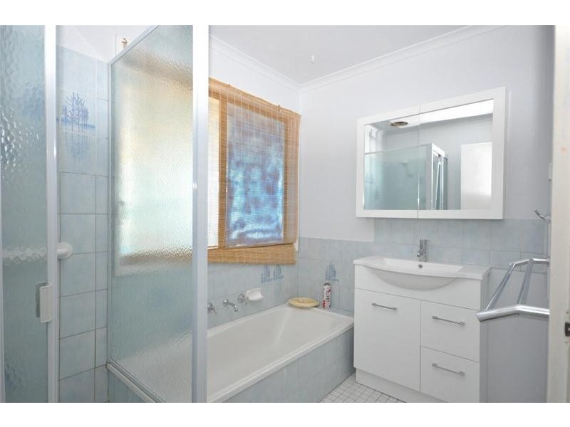 16 Nestor Street, Stirling North SA 5710