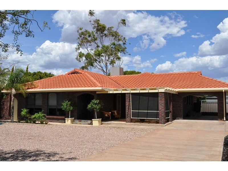 33 Shirley Street, Port Augusta West SA 5700