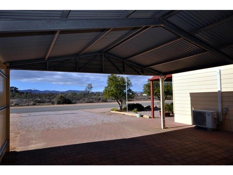 11 Woolundunga Avenue, Stirling North SA 5710