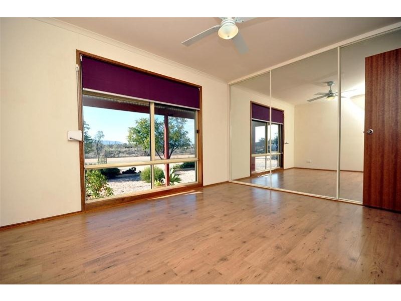 11 Woolundunga Avenue, Stirling North SA 5710