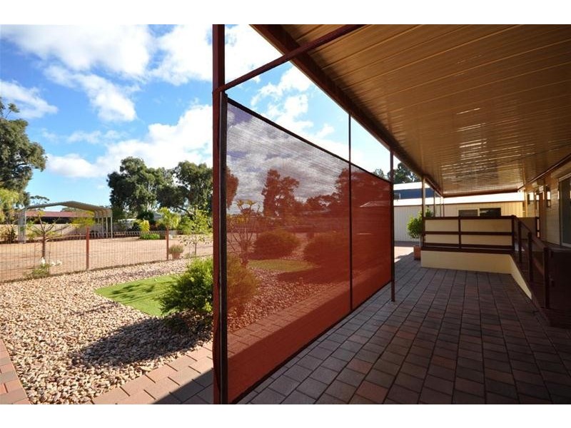 11 Woolundunga Avenue, Stirling North SA 5710