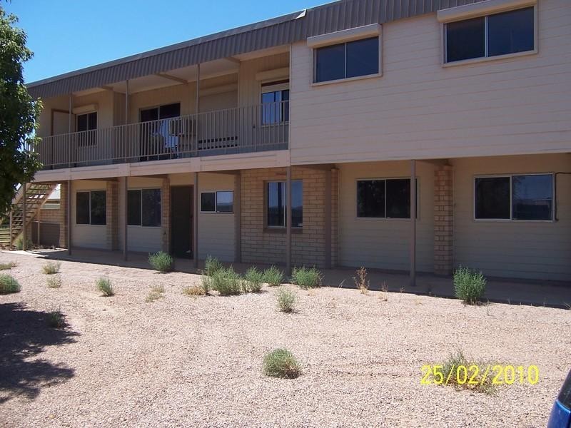 6-8 Bowman Road, Stirling North SA 5710