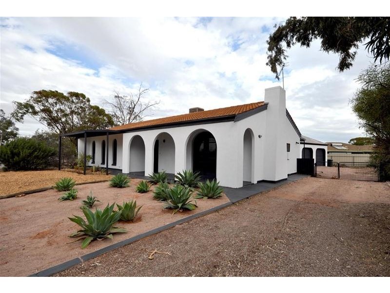 1 McKinnon Court, Port Augusta West SA 5700