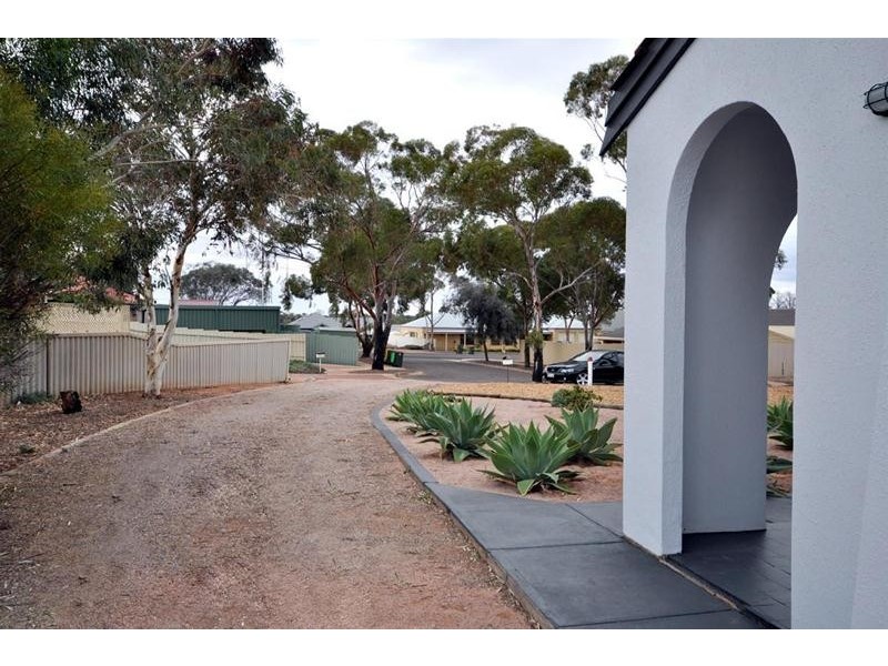 1 McKinnon Court, Port Augusta West SA 5700