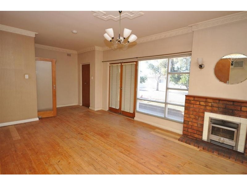 16 Eyre Highway, Port Augusta West SA 5700