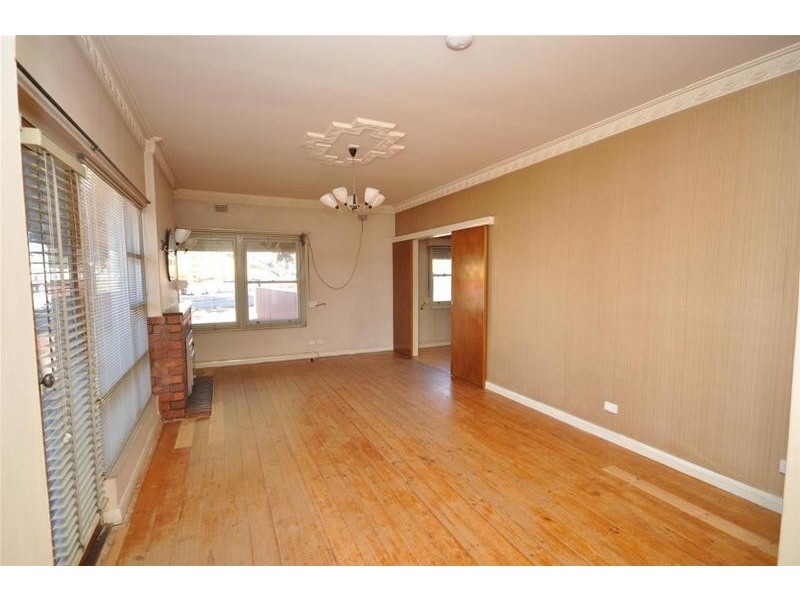 16 Eyre Highway, Port Augusta West SA 5700