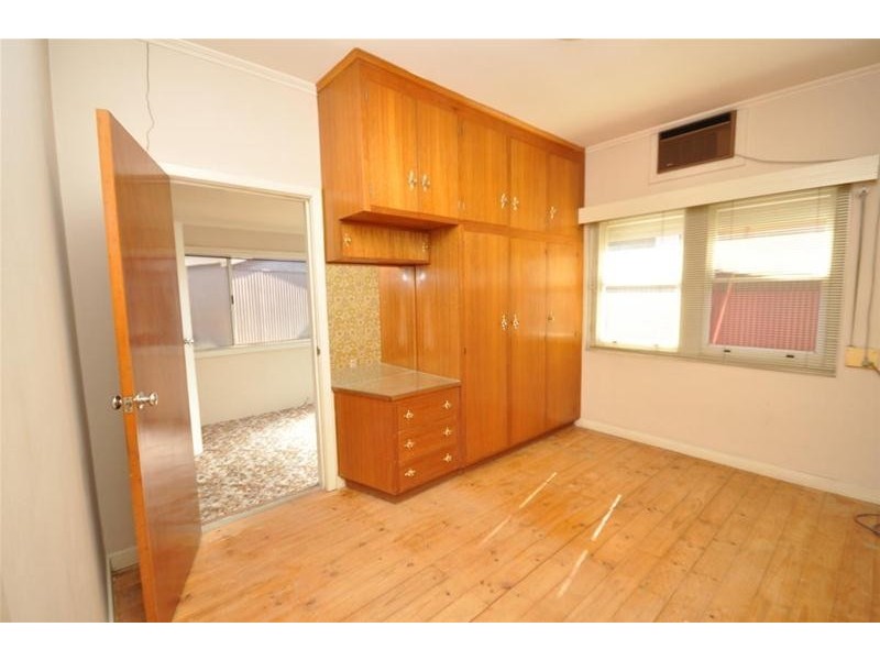 16 Eyre Highway, Port Augusta West SA 5700