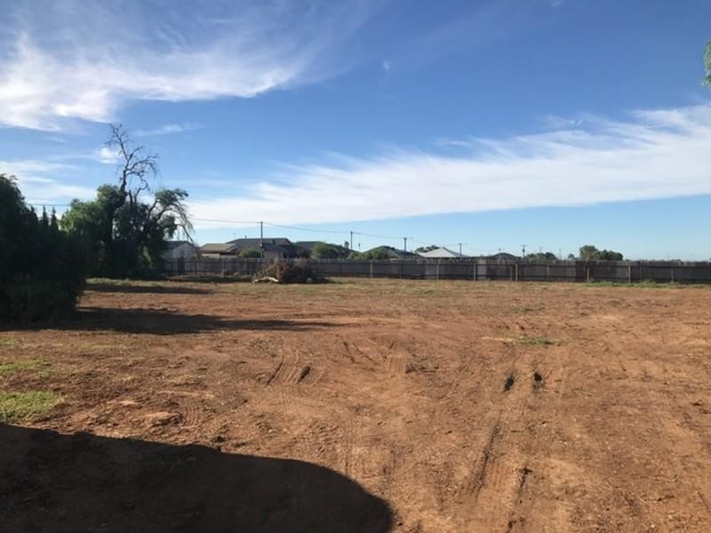 16 Quorn Road, Stirling North SA 5710