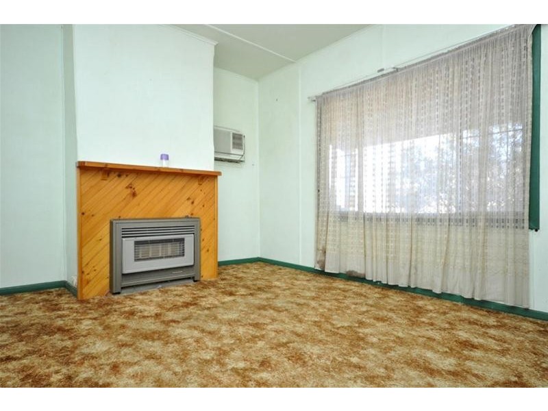 12 Caroona Road, Port Augusta West SA 5700