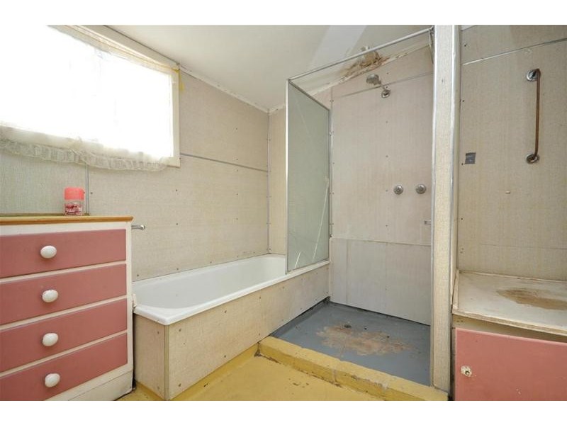 12 Caroona Road, Port Augusta West SA 5700