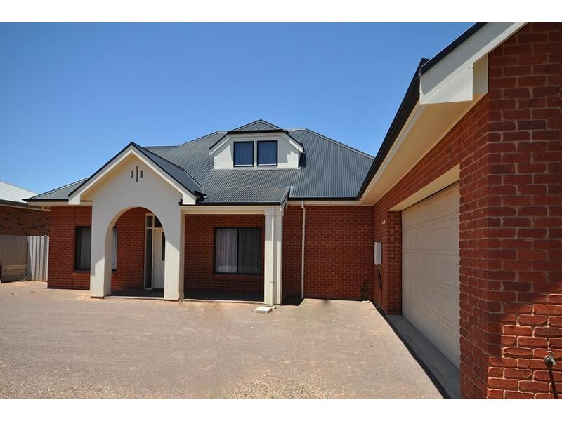 4 Woodroffe Court, Port Augusta West SA 5700