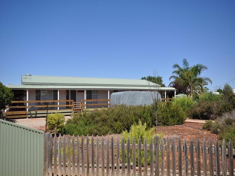 24 Catherine Street, Stirling North SA 5710