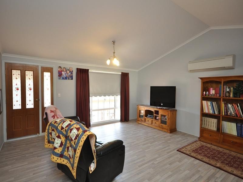 24 Catherine Street, Stirling North SA 5710