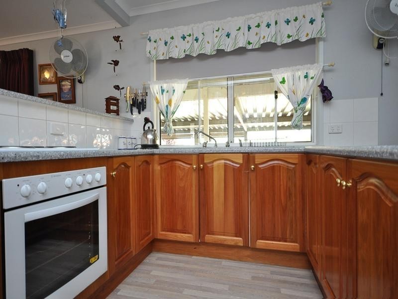 24 Catherine Street, Stirling North SA 5710