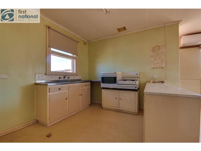 22 Lewis Terrace, Iron Knob SA 5601