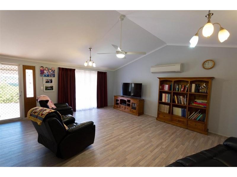 24 Catherine Street, Stirling North SA 5710