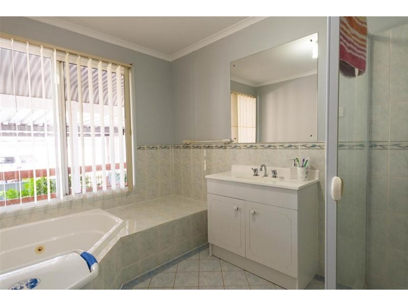 24 Catherine Street, Stirling North SA 5710