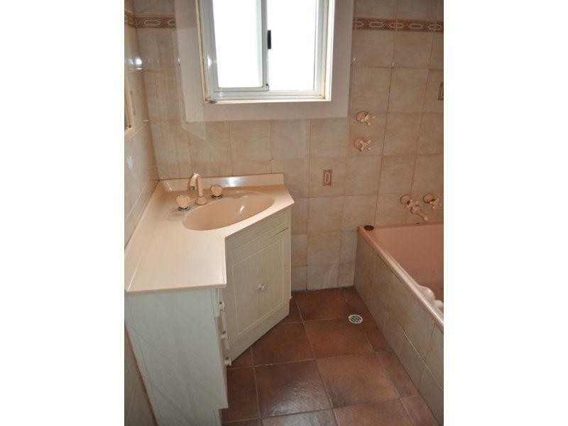 12 Mildred Street, Port Augusta West SA 5700