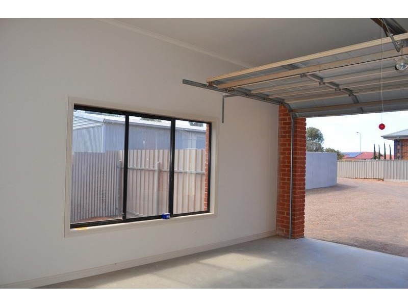 4 Woodroffe Court, Port Augusta West SA 5700