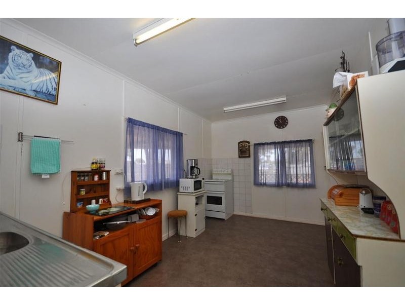 16 Engelsman Road, Stirling North SA 5710