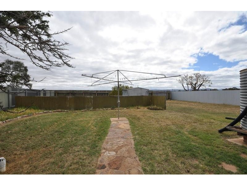 16 Engelsman Road, Stirling North SA 5710