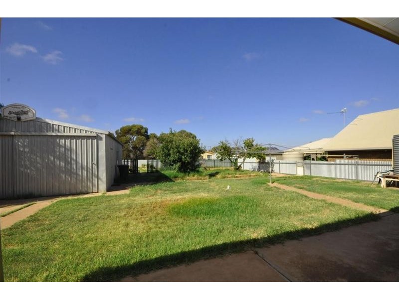 8 Wastell Street, Stirling North SA 5710