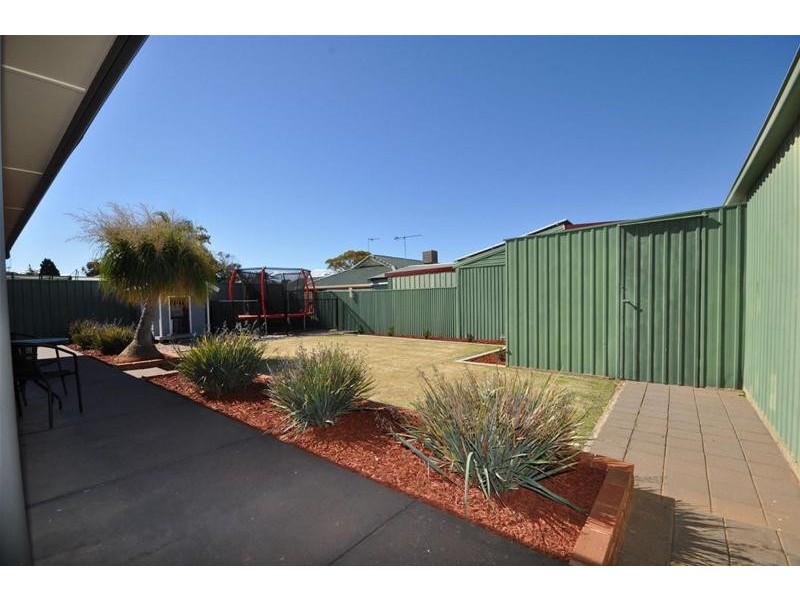 5 Raedel Court, Port Augusta West SA 5700