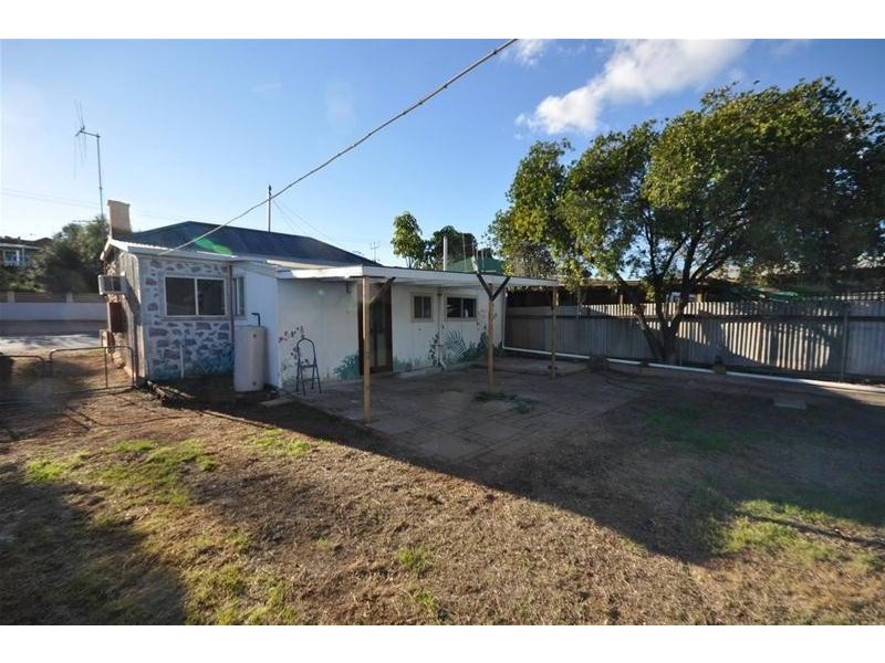 21 Caroona Road, Port Augusta West SA 5700