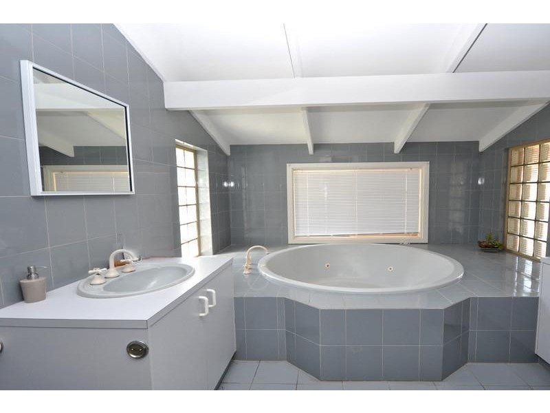 20 Harcus Place, Port Augusta West SA 5700