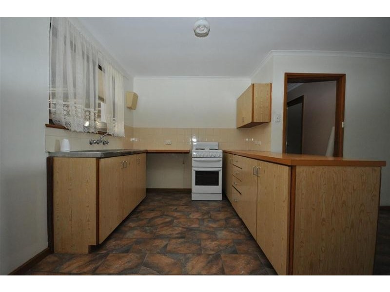 8 McIntosh, Port Augusta West SA 5700