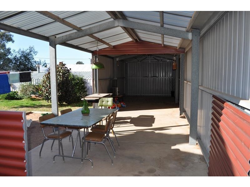 33 Loudon Street, Port Augusta West SA 5700