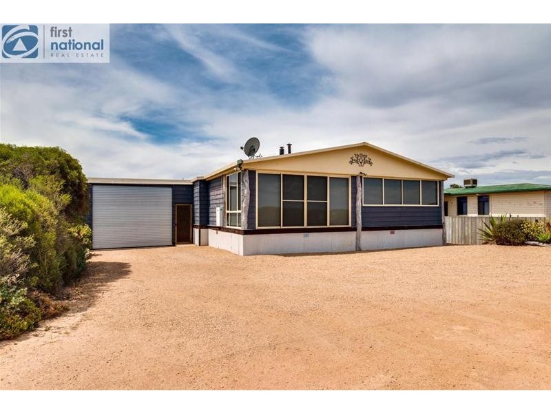 8 The Esplanade, Miranda SA 5700