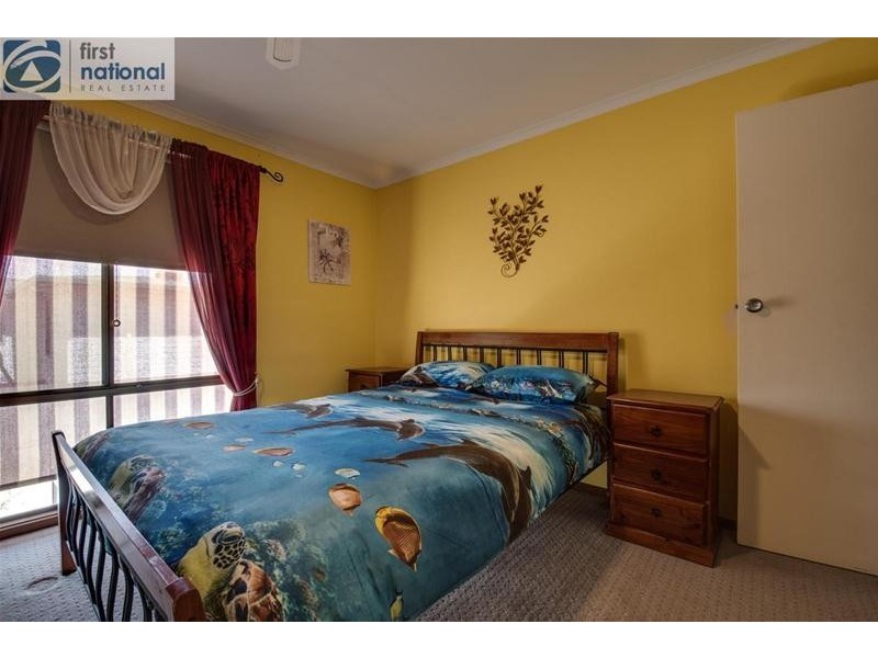 8 The Esplanade, Miranda SA 5700