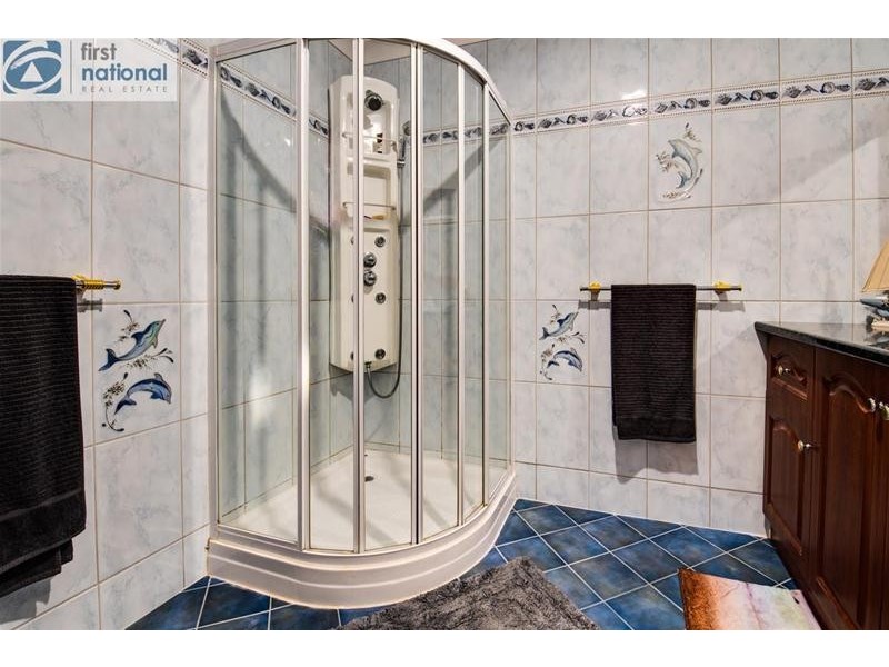 8 The Esplanade, Miranda SA 5700