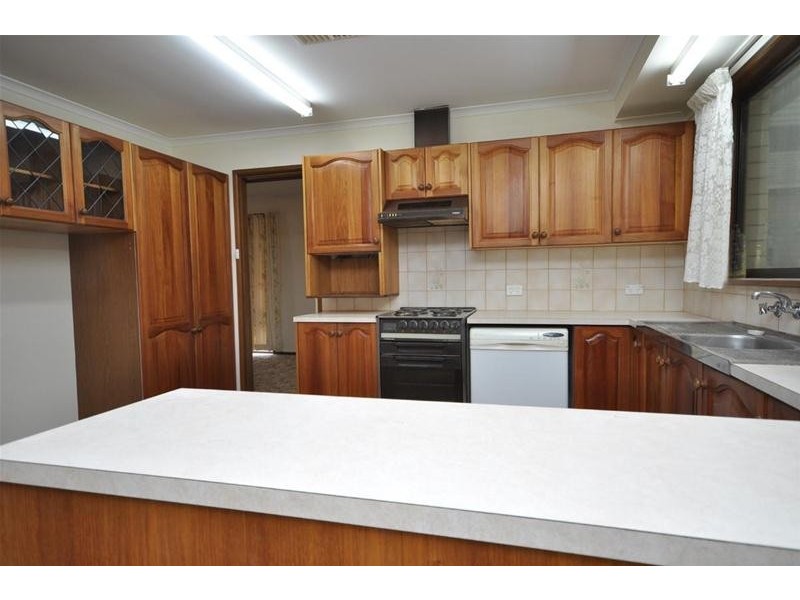 2 Platt Street, Port Augusta West SA 5700