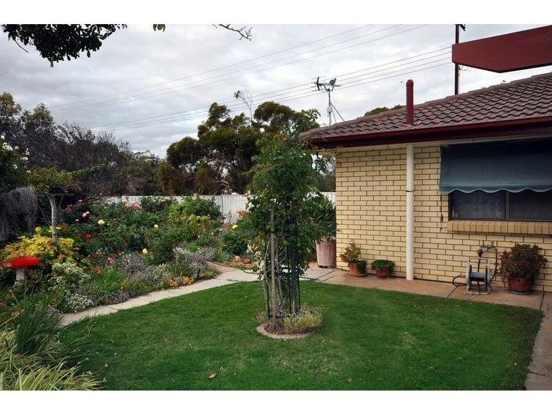 2 Platt Street, Port Augusta West SA 5700