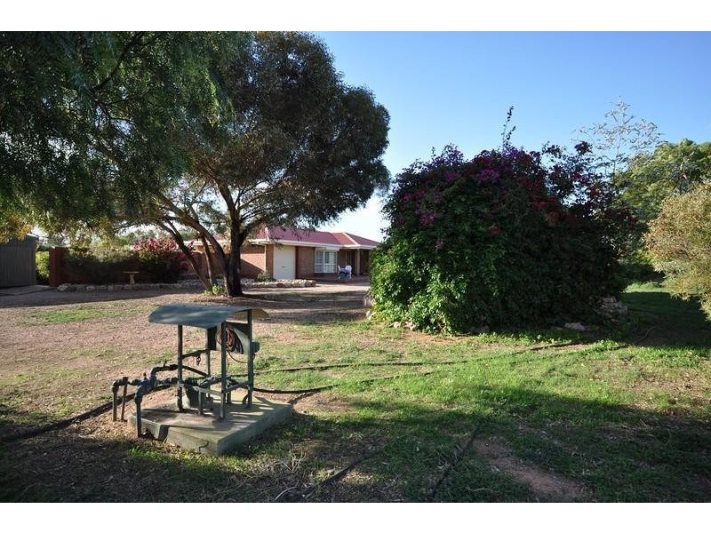 471 Flinders Ranges Way, Stirling North SA 5710