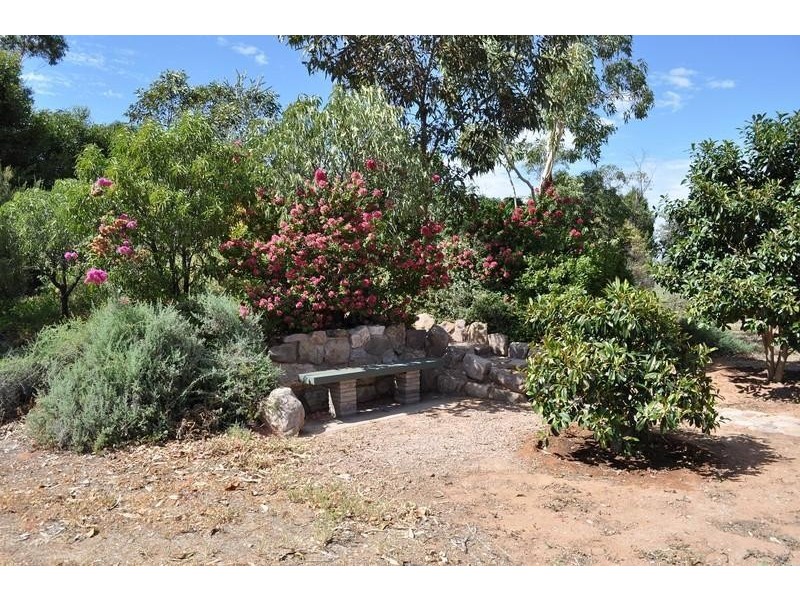 471 Flinders Ranges Way, Stirling North SA 5710