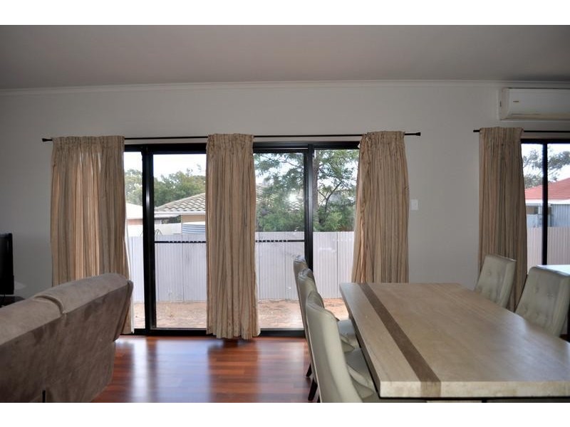 4 Woodroffe Court, Port Augusta West SA 5700