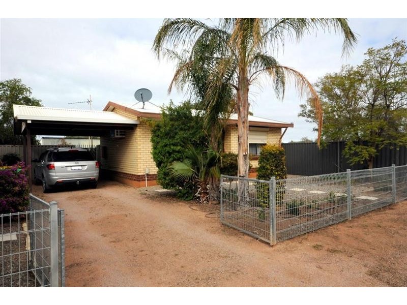 2 McKerlie Street, Stirling North SA 5710