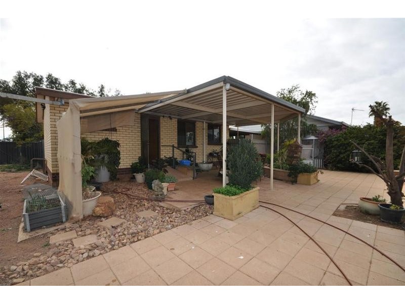 2 McKerlie Street, Stirling North SA 5710