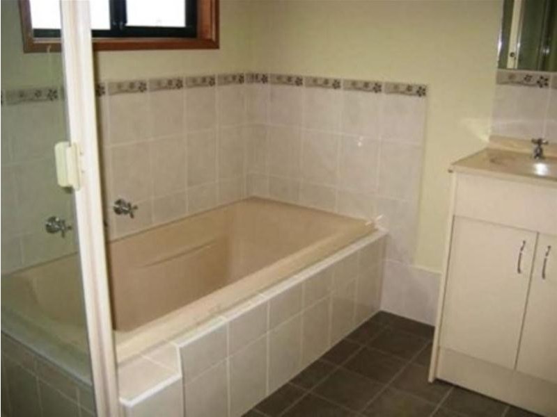 64 Quorn Road, Stirling North SA 5710