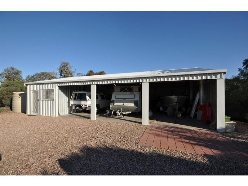 8 Francis Street, Stirling North SA 5710