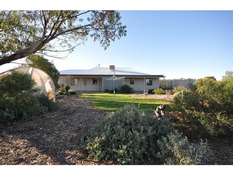 8 Francis Street, Stirling North SA 5710