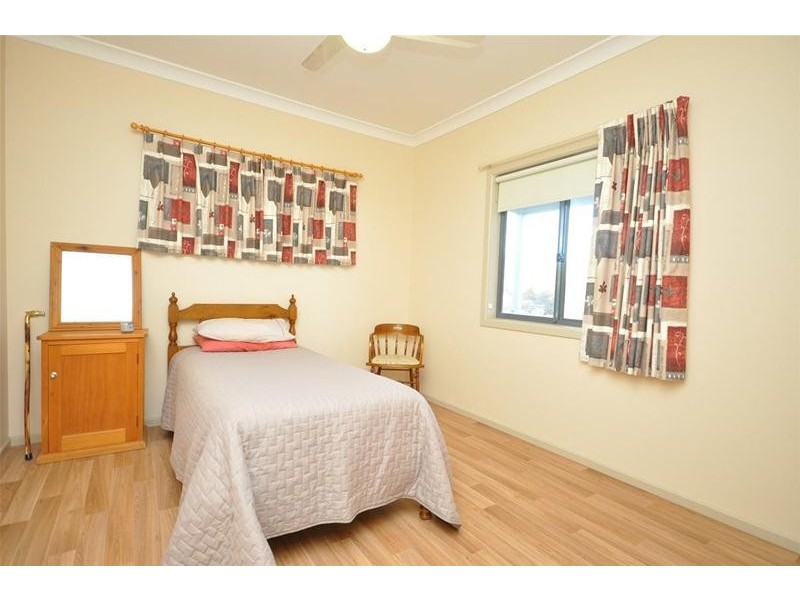 8 Francis Street, Stirling North SA 5710