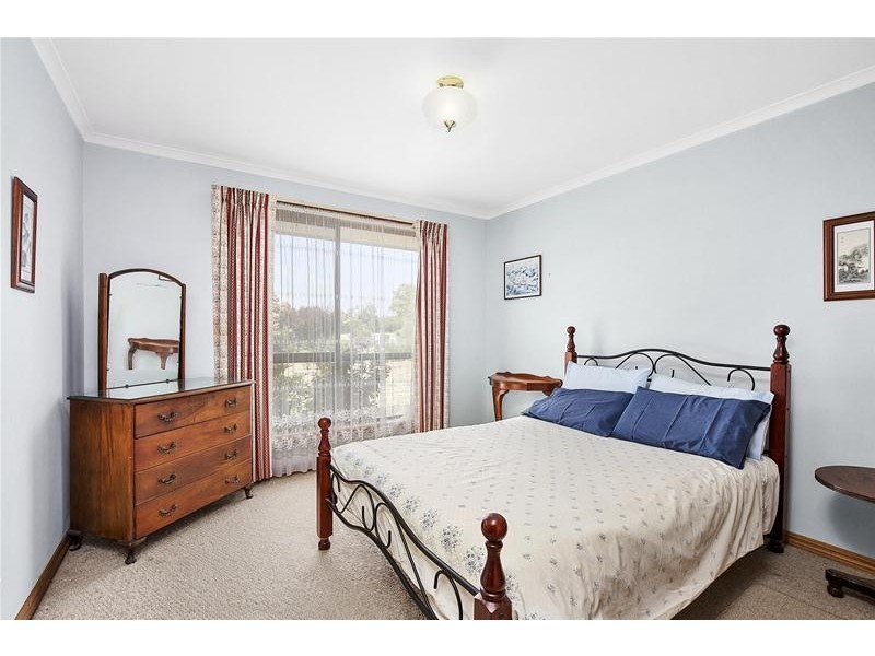 72 Elizabeth Street, Ararat VIC 3377