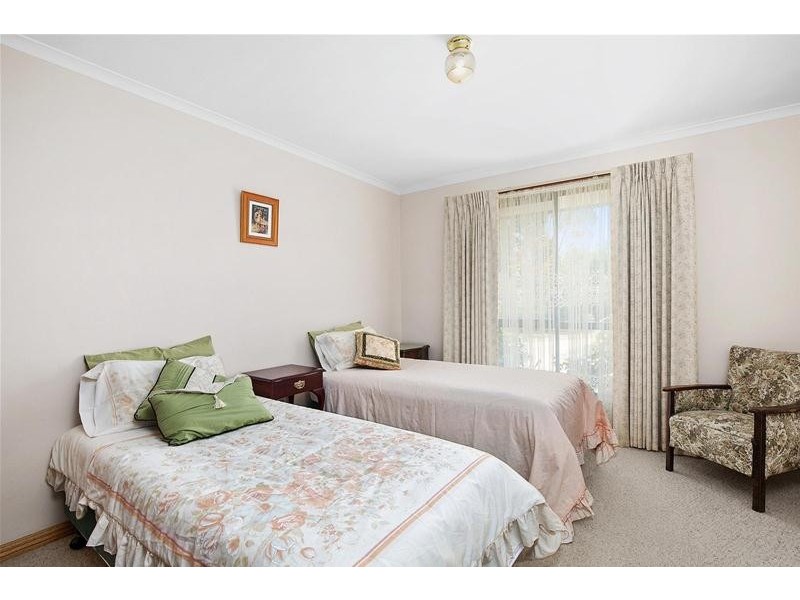 72 Elizabeth Street, Ararat VIC 3377