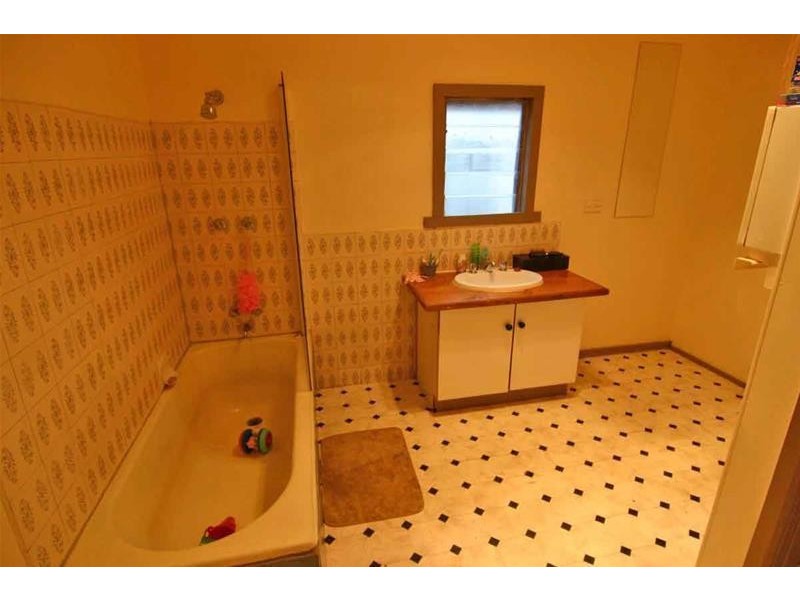 10 SMITH Street, Ararat VIC 3377